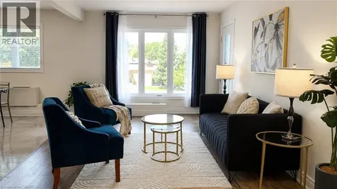 3050 Pinemeadow Drive Burlington ON L7M 3X5