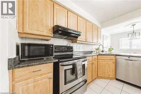3050 Pinemeadow Drive Burlington ON L7M 3X5