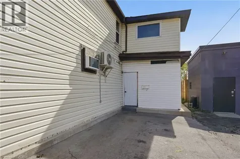 562 Central Avenue Fort Erie ON L2A 3V3
