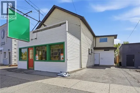 562 Central Avenue Fort Erie ON L2A 3V3