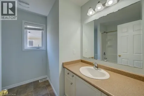 240 Westmeadow Drive Kitchener ON N2N 0A1