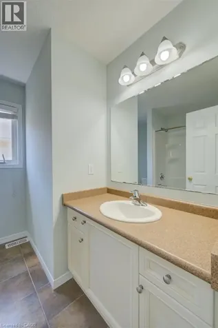 240 Westmeadow Drive Kitchener ON N2N 0A1