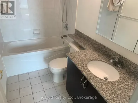 4850 Glen Erin Drive Mississauga (central Erin Mills) ON L5M 7S1