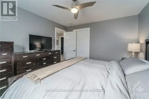 354 Tweedsmuir Avenue Ottawa ON K1Z 5N4
