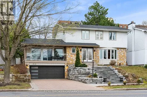1958 Neepawa Avenue Ottawa ON K2A 3L5