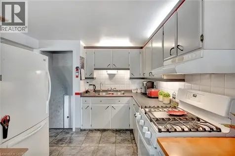 98 Belwood Crescent Kitchener ON N2C 1Z3