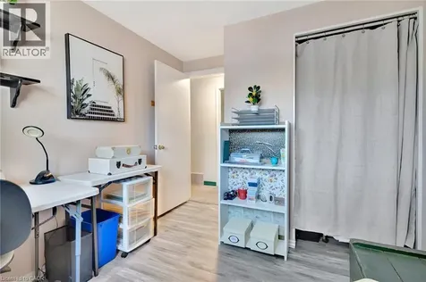 98 Belwood Crescent Kitchener ON N2C 1Z3