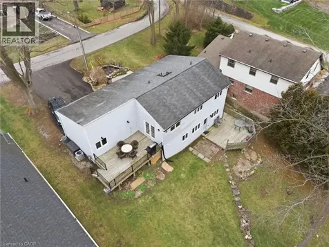 430 Winniett Street Caledonia ON N3W 1E4