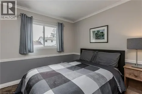 1487 Rusholme Crescent Burlington ON L7M 1M4