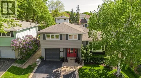1487 Rusholme Crescent Burlington ON L7M 1M4