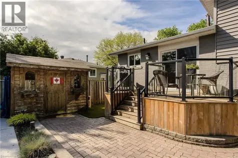 1487 Rusholme Crescent Burlington ON L7M 1M4