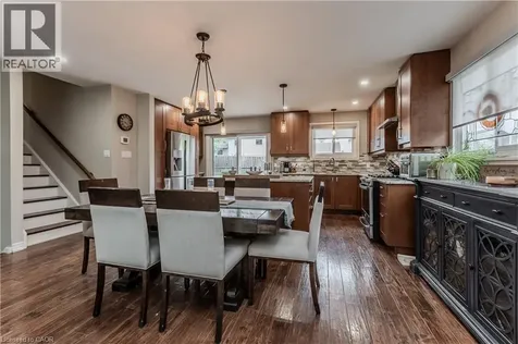 1487 Rusholme Crescent Burlington ON L7M 1M4