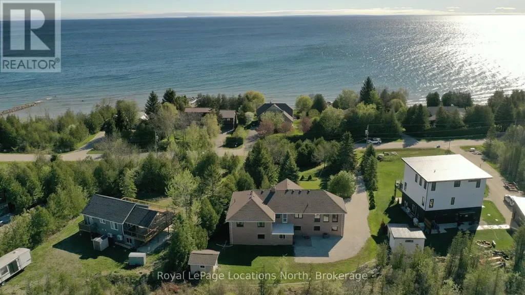 252 Lakeshore Road North Meaford ON N4L 1W5