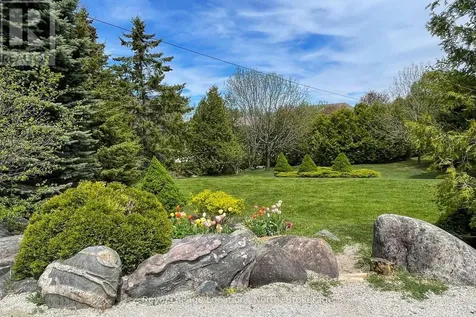 252 Lakeshore Road North Meaford ON N4L 1W5
