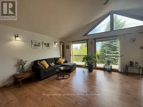 252 Lakeshore Road North Meaford ON N4L 1W5