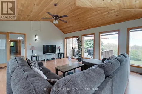 252 Lakeshore Road North Meaford ON N4L 1W5