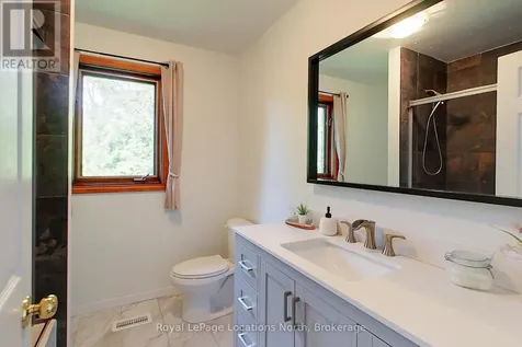 252 Lakeshore Road North Meaford ON N4L 1W5