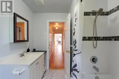 252 Lakeshore Road North Meaford ON N4L 1W5