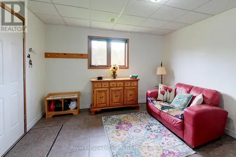 252 Lakeshore Road North Meaford ON N4L 1W5