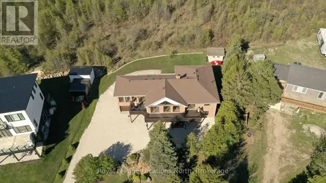 252 Lakeshore Road North Meaford ON N4L 1W5