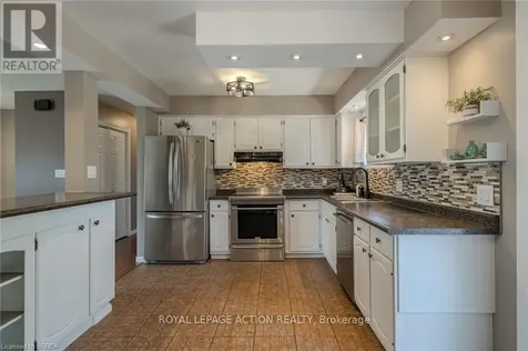 26 Centennial Drive Brantford ON N3R 5X7