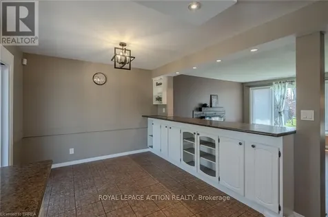26 Centennial Drive Brantford ON N3R 5X7