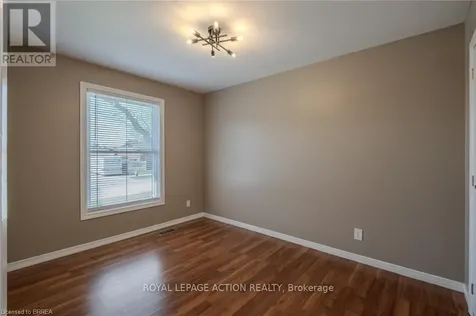 26 Centennial Drive Brantford ON N3R 5X7