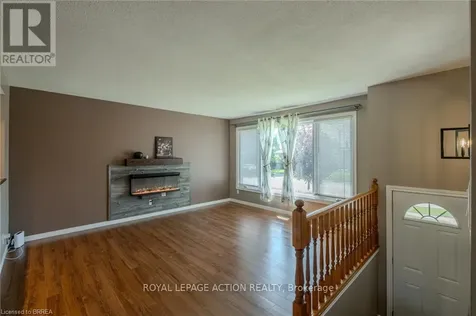 26 Centennial Drive Brantford ON N3R 5X7