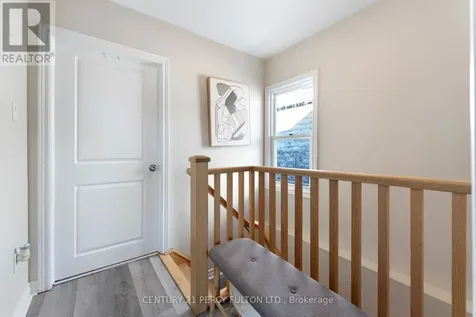111 Melrose Avenue North Hamilton (gibson) ON L8L 6X4