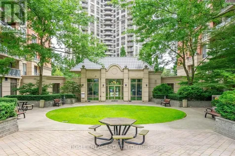 51 Harrison Garden Boulevard East Toronto (willowdale East) ON M2N 7G4