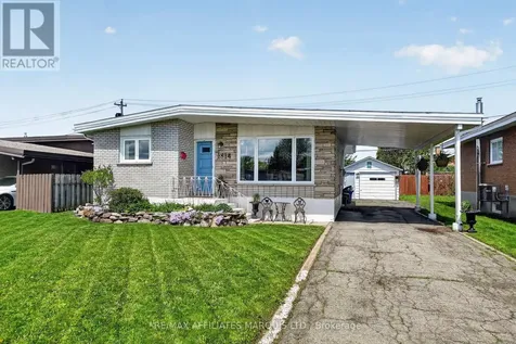 1814 Shearer Avenue Cornwall ON K6H 2H5