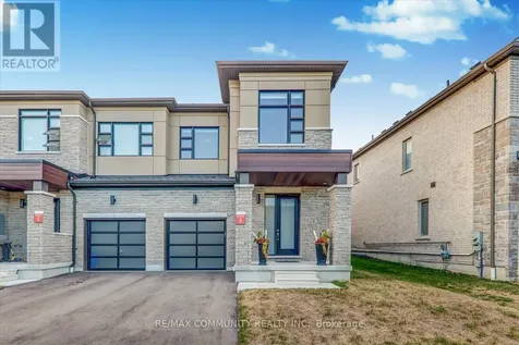 124 Ogston Crescent Whitby ON L1P 0H3