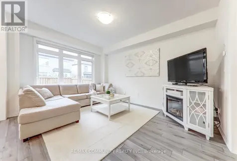 124 Ogston Crescent Whitby ON L1P 0H3