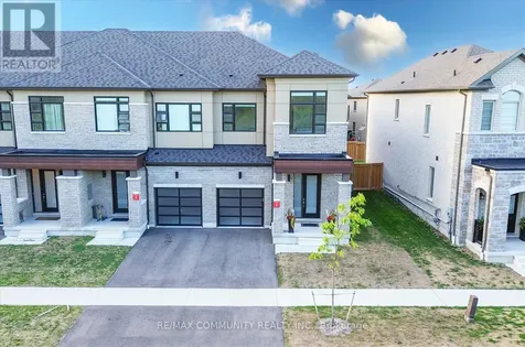 124 Ogston Crescent Whitby ON L1P 0H3
