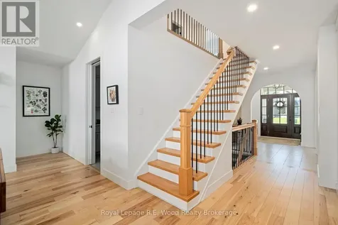 73 Royal Dornoch Drive St. Thomas ON N5R 0K4