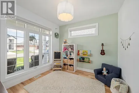 73 Royal Dornoch Drive St. Thomas ON N5R 0K4