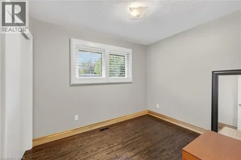 187 Council Crescent Ancaster ON L9G 1V2