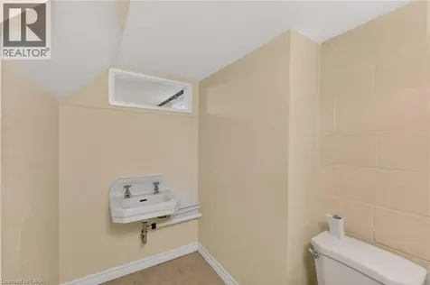 187 Council Crescent Ancaster ON L9G 1V2