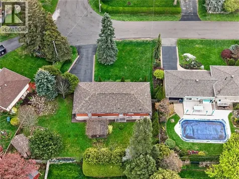 187 Council Crescent Ancaster ON L9G 1V2