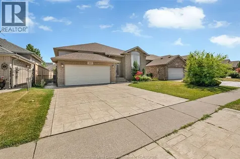 143 Amy Croft Lakeshore ON N9K 1E6