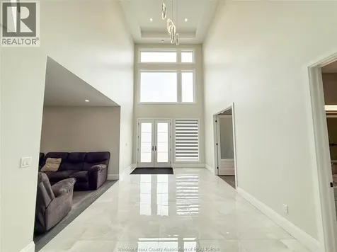 7 Cypress Pointe Leamington ON N8H 5R2