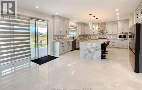 7 Cypress Pointe Leamington ON N8H 5R2