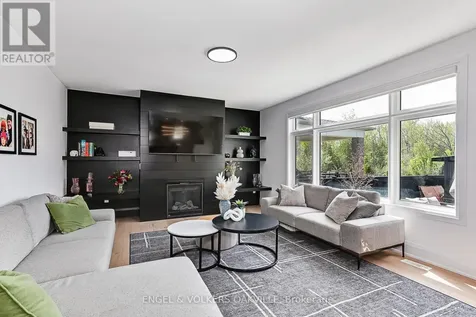 117 Stoneleigh Drive Blue Mountains ON L9Y 0Z4