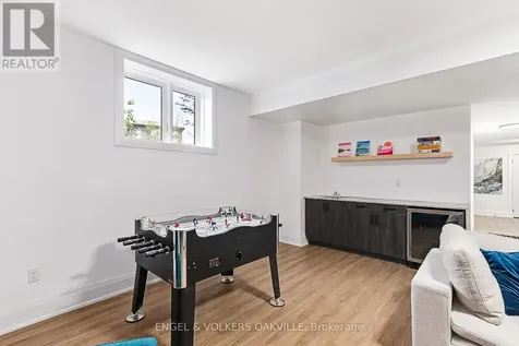 117 Stoneleigh Drive Blue Mountains ON L9Y 0Z4