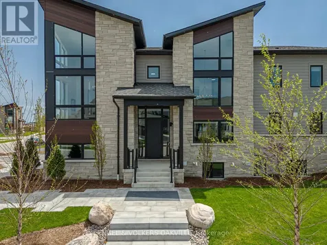 117 Stoneleigh Drive Blue Mountains ON L9Y 0Z4