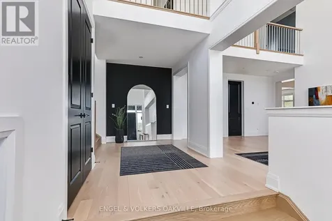117 Stoneleigh Drive Blue Mountains ON L9Y 0Z4