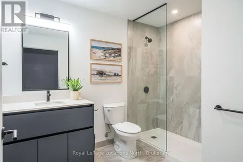 31 Huron Street Collingwood ON L9Y 1C3