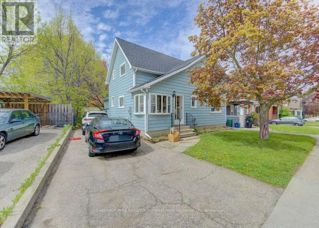 8 Marshall Street Waterloo ON N2J 2T2