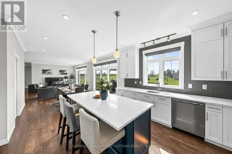 1027 Matheson Drive Montague ON K7A 5B8