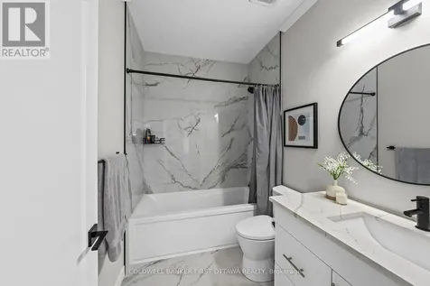 1027 Matheson Drive Montague ON K7A 5B8